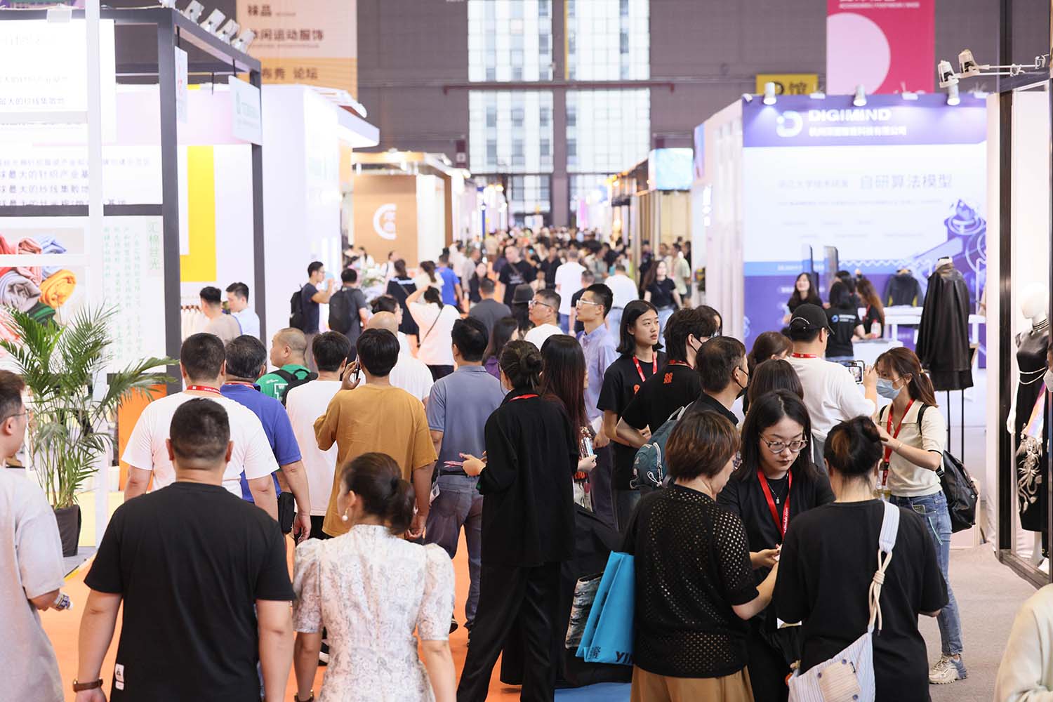 大湾区(广州)国际服装及时尚生活展览会展会概况图